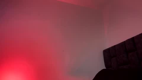 Snapshot of phillip_brownn chatting on April 9, 2026, 8:36 pm PHILLIP online show from April 9, 2026, 8:36 pm