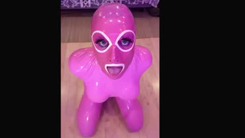 Snapshot of pinklatexgurl chatting on February 17, 2026, 2:19 am pinklatexgurl online show from February 17, 2026, 2:19 am