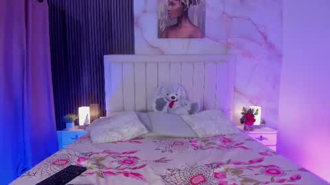 Snapshot of pinky_peach_ chatting on June 30, 2026, 3:29 am Peachy online show from June 30, 2026, 3:29 am