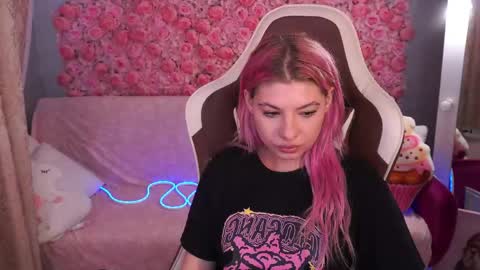 pinkytrix online show from May 30, 2026, 12:35 pm