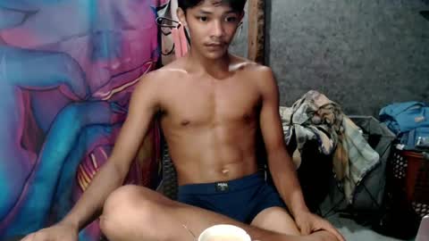 pinoy_cuteboy69 online show from August 4, 2026, 12:52 pm