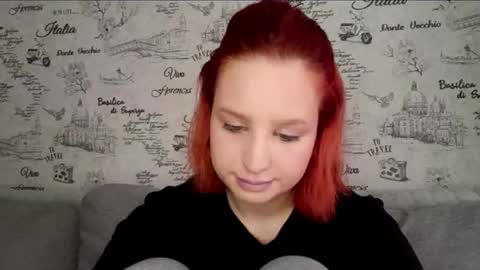 Caroline online show from April 24, 2026, 4:59 am