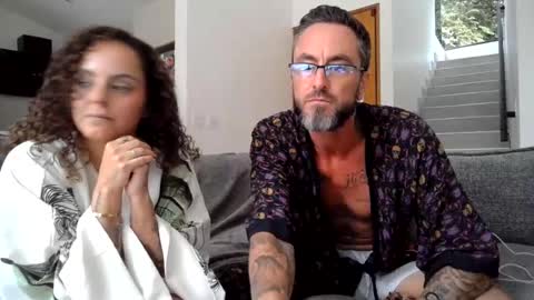 Snapshot of pixieandthegiant chatting on July 11, 2026, 9:38 pm Pixie online show from July 11, 2026, 9:38 pm