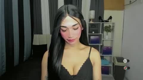 Snapshot of pixiedoll_ chatting on May 11, 2026, 6:38 pm pixiedoll_ online show from May 11, 2026, 6:38 pm