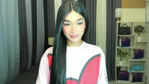 Snapshot of pixiedoll_ chatting on June 18, 2026, 5:51 am pixiedoll_ online show from June 18, 2026, 5:51 am