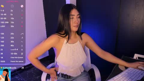 Snapshot of pocahontasss11 chatting on July 19, 2026, 12:47 am im vane Model Independet online show from July 19, 2026, 12:47 am
