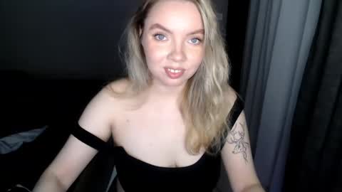 PolinaJones online show from March 12, 2025, 4:24 pm