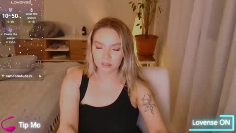 PolinaJones online show from February 12, 2026, 7:53 pm