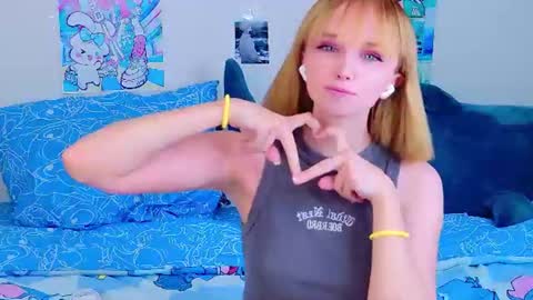 Snapshot of popjenny chatting on June 27, 2026, 12:44 pm Hi Daddy Im Jane online show from June 27, 2026, 12:44 pm