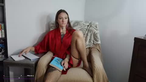 Snapshot of poppyquinn chatting on July 4, 2026, 1:34 am PoppyQuinn online show from July 4, 2026, 1:34 am