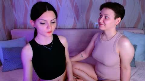 Snapshot of pornostendup chatting on June 3, 2026, 10:48 pm Ana and Tati online show from June 3, 2026, 10:48 pm
