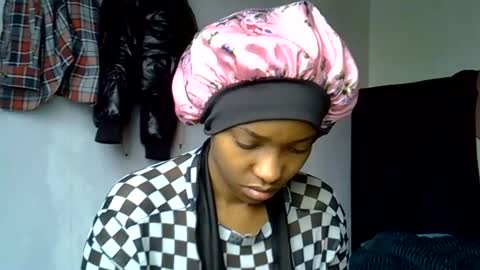 Snapshot of pretty_jazminee chatting on June 24, 2026, 7:40 am pretty jazminee online show from June 24, 2026, 7:40 am