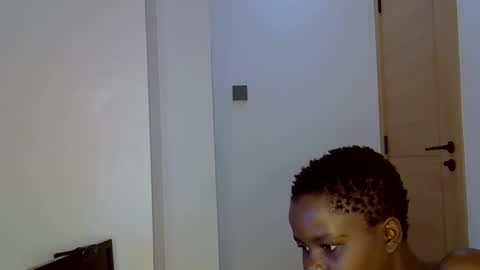 pretty_scooper online show from June 4, 2026, 9:21 pm