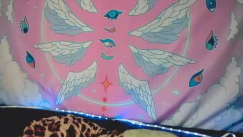 Snapshot of prettyaliceee chatting on July 18, 2026, 5:44 am Alice online show from July 18, 2026, 5:44 am