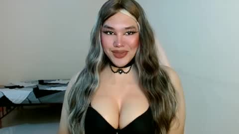 MIAH online show from June 17, 2026, 1:41 am