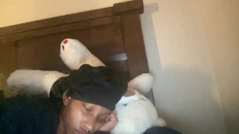 prettyfacefemale online show from August 7, 2026, 7:43 am