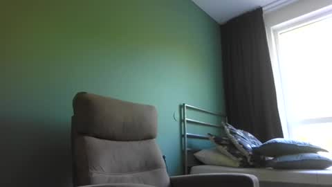 Snapshot of prieslucas068 chatting on July 15, 2026, 5:45 am prieslucas068 online show from July 15, 2026, 5:45 am