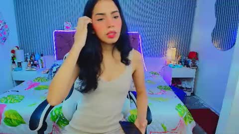 Snapshot of princess_skinny18 chatting on July 7, 2026, 5:50 pm princess_skinny18 online show from July 7, 2026, 5:50 pm