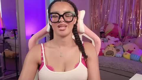 Snapshot of princessamberrrxo chatting on July 10, 2026, 2:05 am Amber online show from July 10, 2026, 2:05 am
