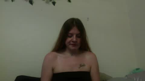 Snapshot of princesssnowflk84 chatting on July 8, 2026, 1:21 am princesssnowflk84 online show from July 8, 2026, 1:21 am