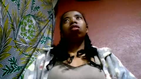 Snapshot of prisca880319 chatting on July 1, 2026, 6:48 am prisca880319 online show from July 1, 2026, 6:48 am
