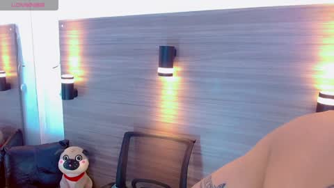 priscilarainbow online show from July 30, 2026, 8:52 pm