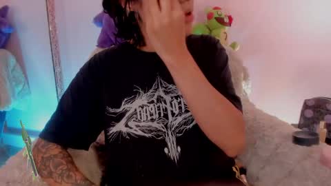 psycodoll online show from May 7, 2026, 1:05 pm
