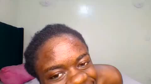 Snapshot of purple_honey2 chatting on June 16, 2026, 4:31 pm Honey online show from June 16, 2026, 4:31 pm