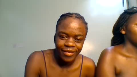 Snapshot of purple_honey2 chatting on July 5, 2026, 7:10 pm Honey online show from July 5, 2026, 7:10 pm