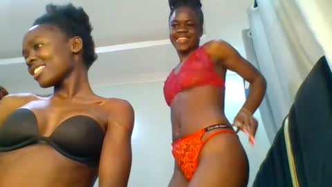 Snapshot of purple_honey2 chatting on July 16, 2026, 5:30 pm Honey online show from July 16, 2026, 5:30 pm