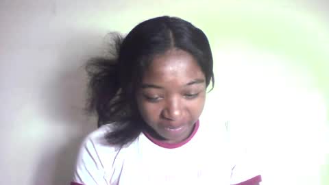 Snapshot of queennaya chatting on July 7, 2026, 2:32 pm queennaya online show from July 7, 2026, 2:32 pm