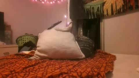 queenstonermami online show from June 9, 2026, 3:01 pm