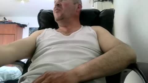 Snapshot of querubinrebelde chatting on July 13, 2026, 9:39 pm Don Ramon online show from July 13, 2026, 9:39 pm