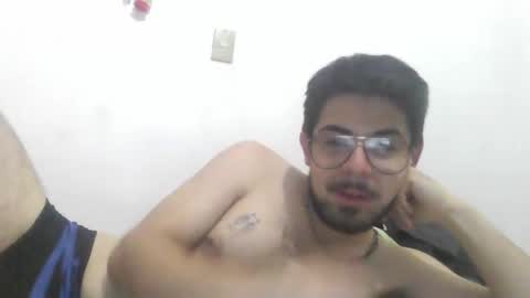 ralphillips25 online show from April 13, 2026, 3:23 am