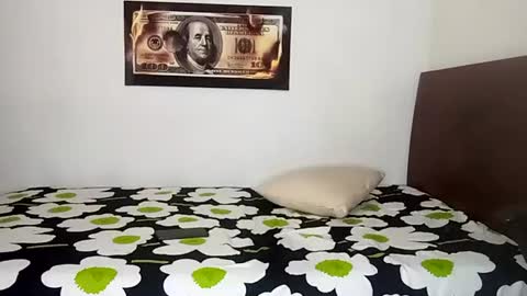 Snapshot of rangel_sex chatting on July 20, 2026, 6:43 pm Rangel and Lola online show from July 20, 2026, 6:43 pm