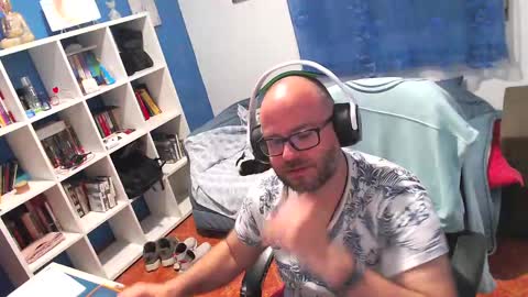 Snapshot of ravingr3d3 chatting on April 16, 2026, 10:45 pm ravingr3d3 online show from April 16, 2026, 10:45 pm