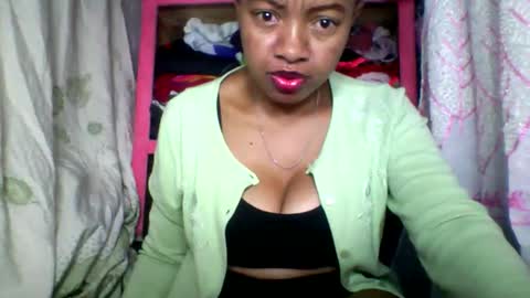 rayana_69 online show from May 6, 2026, 10:15 pm