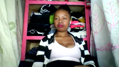 rayana_69 online show from May 16, 2026, 12:07 am