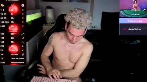 Rayzel White online show from July 6, 2026, 1:02 am