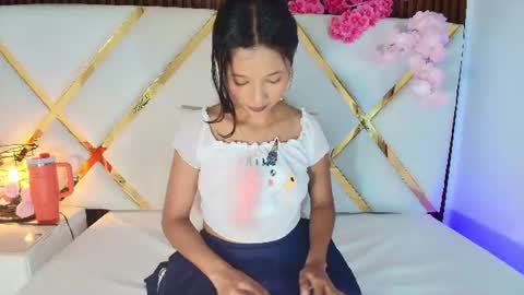 Snapshot of real_doncella_pussy chatting on June 19, 2026, 6:56 pm DONCELLA online show from June 19, 2026, 6:56 pm