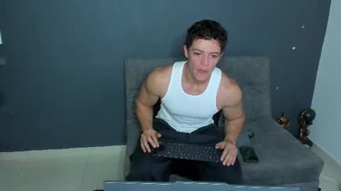Snapshot of recce_taylor4 chatting on July 6, 2026, 3:47 am twitter REECET26 instagram RECCETAYLOR online show from July 6, 2026, 3:47 am