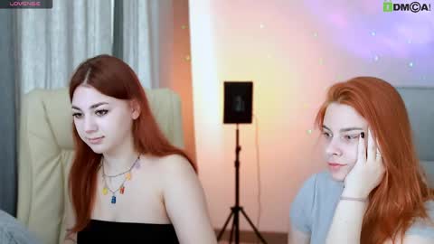 Snapshot of red__dizzy chatting on April 23, 2026, 9:30 am red__dizzy online show from April 23, 2026, 9:30 am