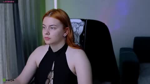 Snapshot of red__dizzy chatting on June 27, 2026, 10:42 am red__dizzy online show from June 27, 2026, 10:42 am