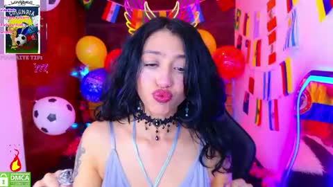 Lili Lopez online show from June 18, 2026, 8:02 pm