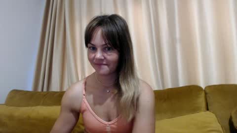 RedJessica online show from June 25, 2026, 5:07 am