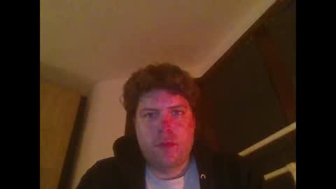 Snapshot of reevescrfg chatting on November 9, 2025, 12:42 am Boredhorny online show from November 9, 2025, 12:42 am
