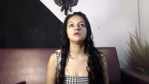 renata_voss online show from August 4, 2026, 12:52 pm