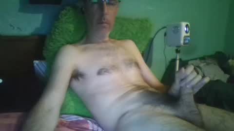 Snapshot of reyes_albert2006 chatting on May 18, 2026, 9:04 am reyes_albert2006 online show from May 18, 2026, 9:04 am