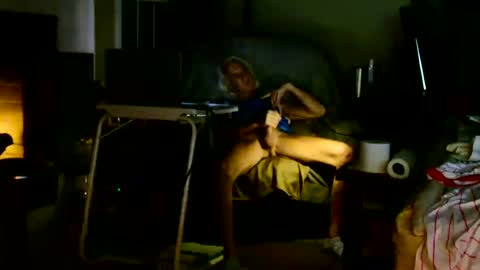 PINK HOLE TWINK online show from July 27, 2026, 2:40 am