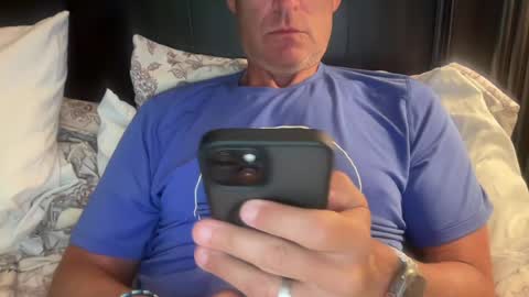 Snapshot of riderunlift50 chatting on July 12, 2026, 3:19 am riderunlift50 online show from July 12, 2026, 3:19 am